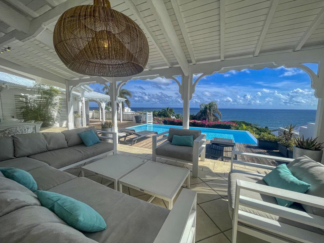 9.Location villa piscine vue mer Ste Anne Guadeloupe_Terrasse